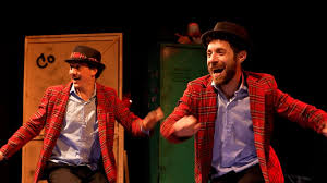 Juan Luppi theatrical journey showcasing his performance in Mucha mierda